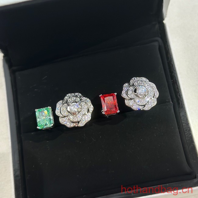 Van Cleef & Arpels ring CE12506