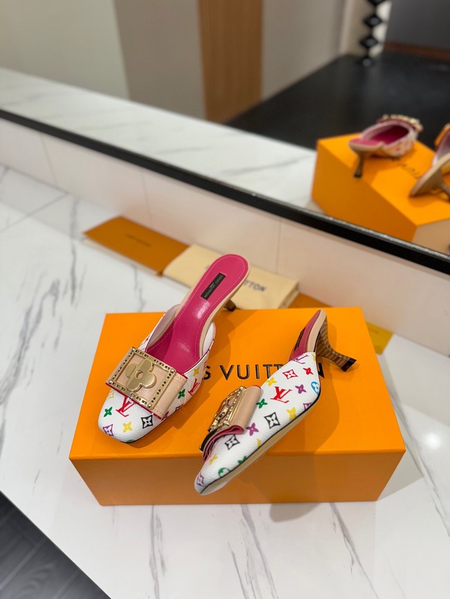 Louis Vuitton Slippers 45001-7