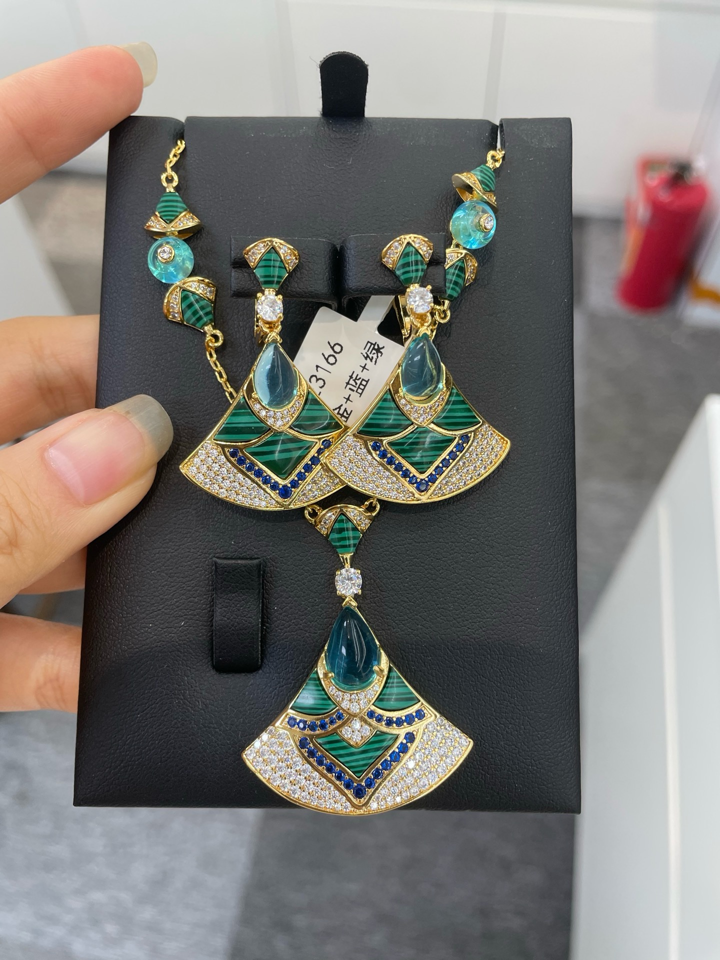 BVLGARI necklace&Bracelet&Earring&ring CE81079