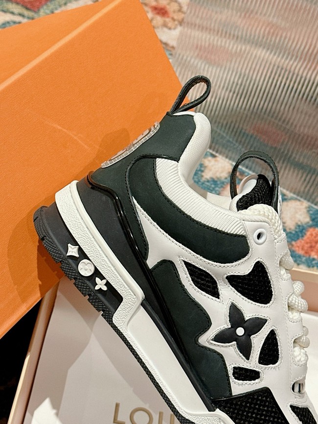 Louis Vuitton Trainer Sneaker 1ACP1R-8