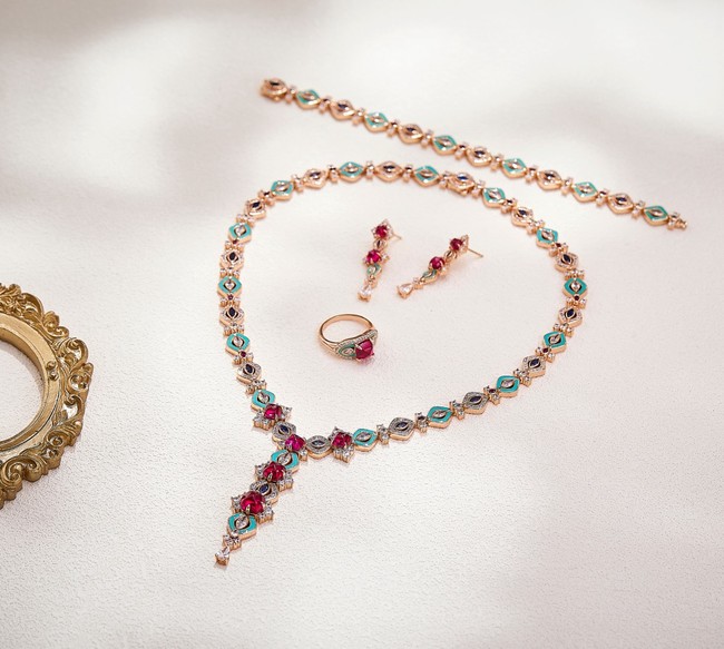 BVLGARI necklace&Bracelet&Earring&ring CE81843