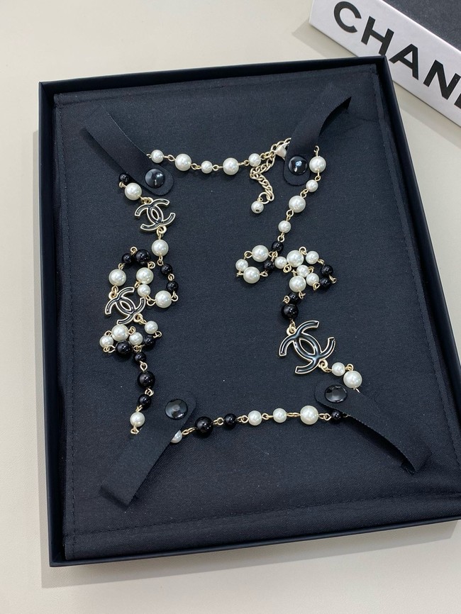 Chanel necklace CE81902